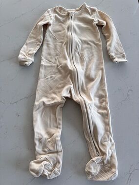 Colored Organics Cream Footed Bi-Zipper Sleeper